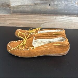 Minnetonka Brown Pile Lined Hardsole #3502 Moccasins Slippers Leather Women's 8M
